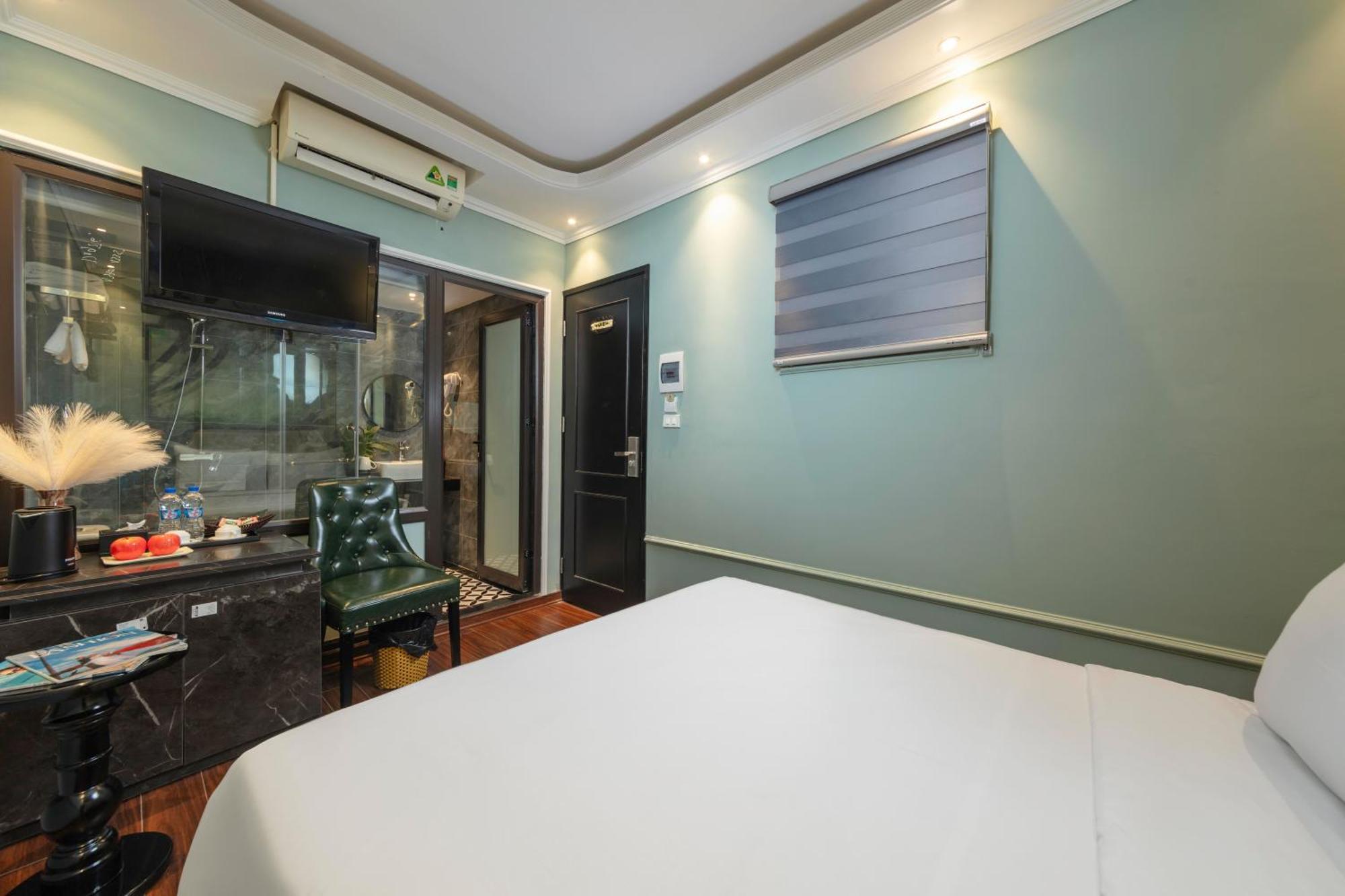 Madelise Amica Hotel And Travel Ханой Номер фото