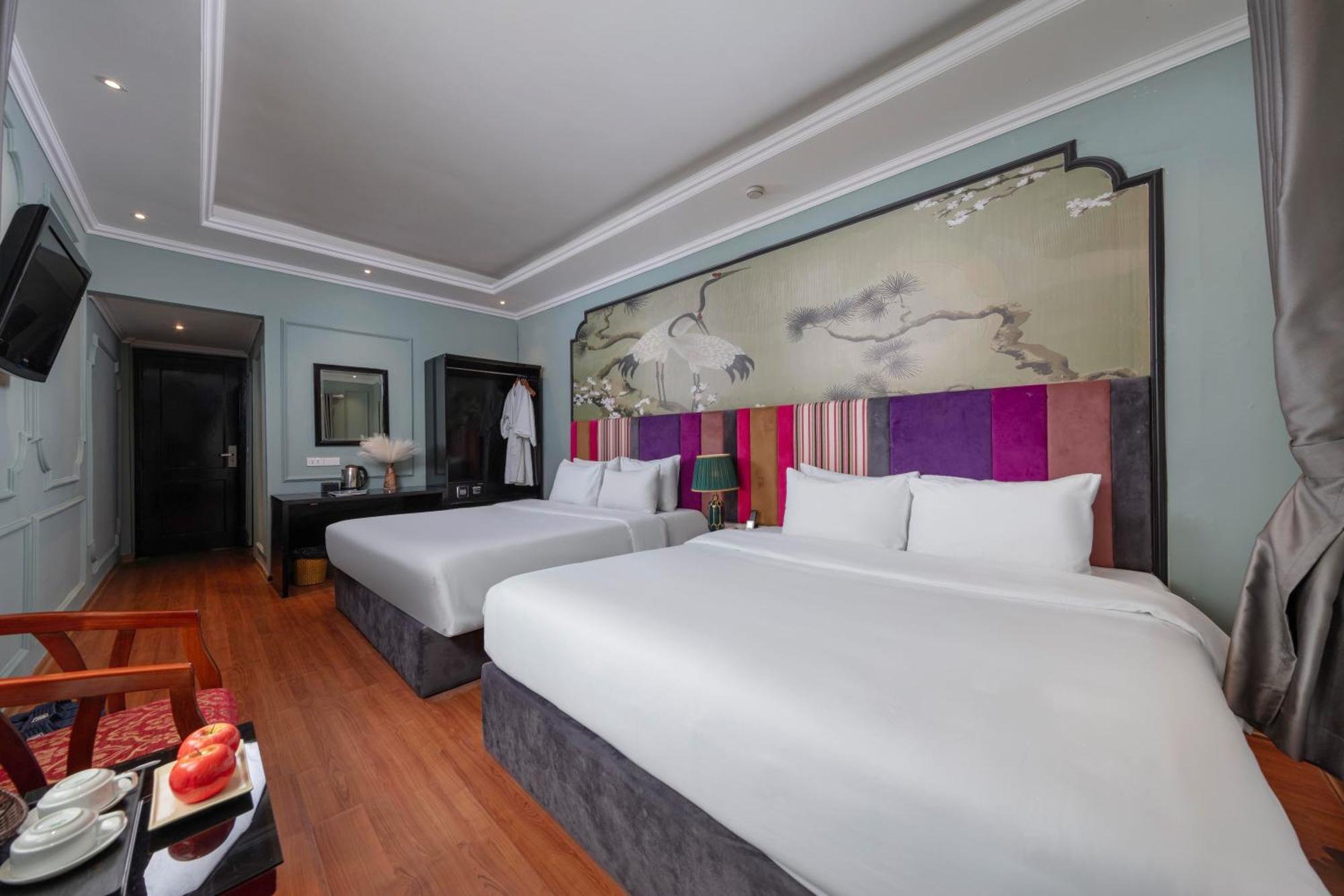 Madelise Amica Hotel And Travel Ханой Экстерьер фото